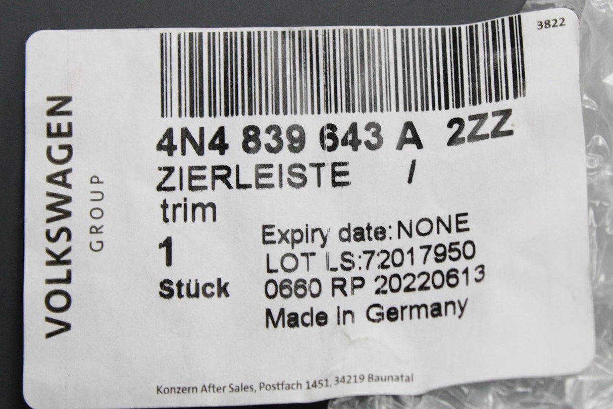 Audi A8 S8 18-on trim strip for window guide (rear left) 4N4839643A 2ZZ