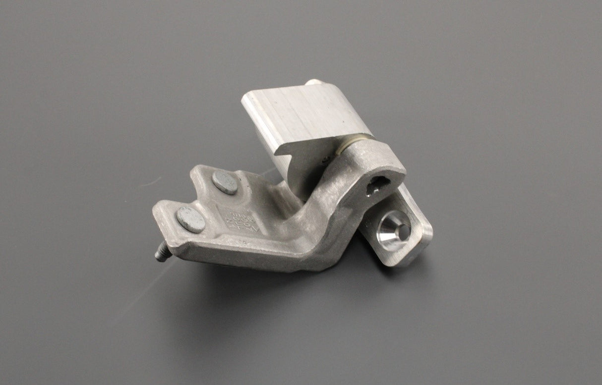 Mercedes-Benz C-Class W205 rear lower door hinge (left) A2057300337