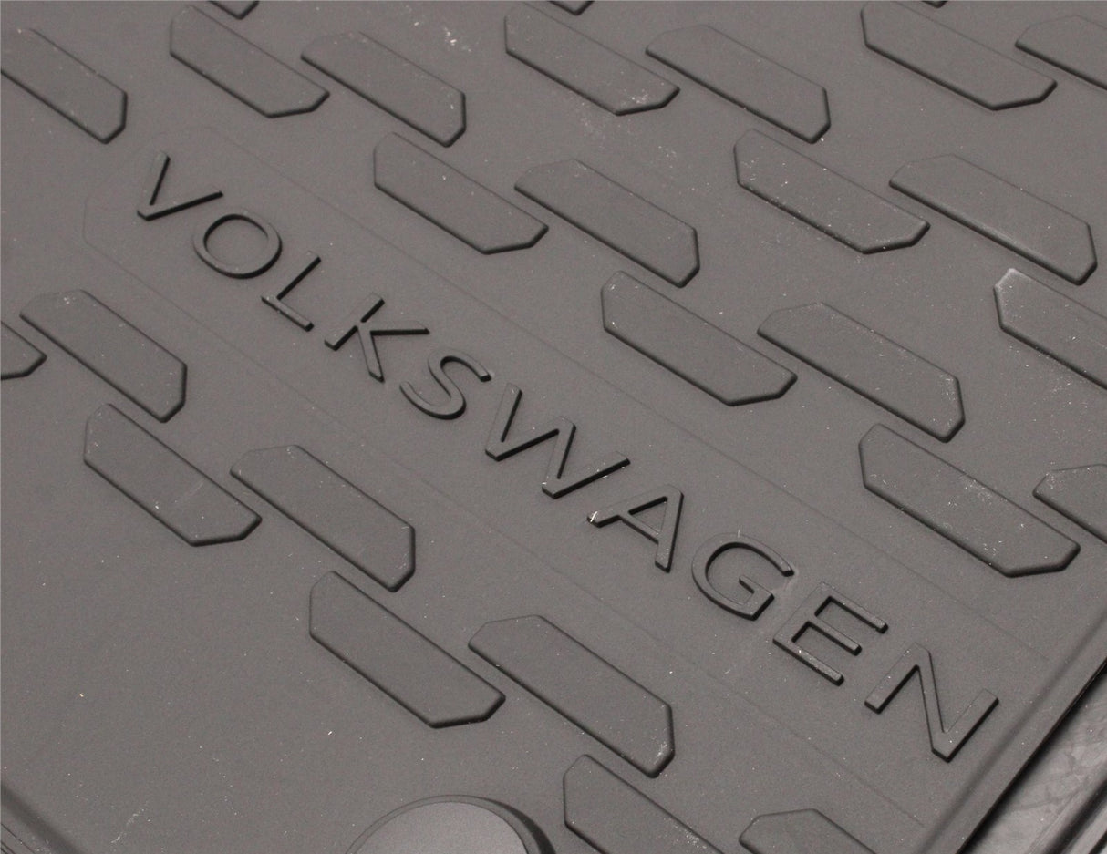 Genuine VW Transporter T6.1 2020-24 rubber floor mats set (front) 7H2061502 82V