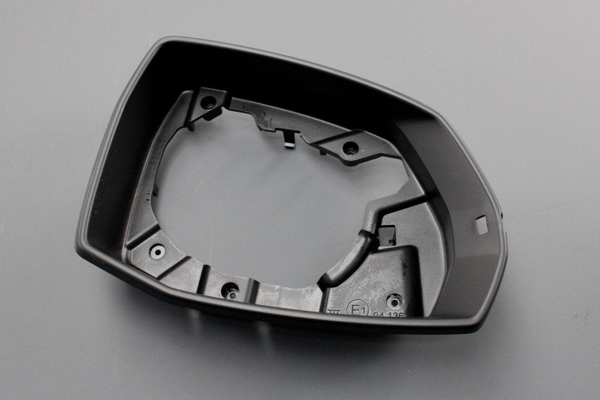 Audi Q7 2016-on exterior mirror frame (right) 4M0857240 9B9