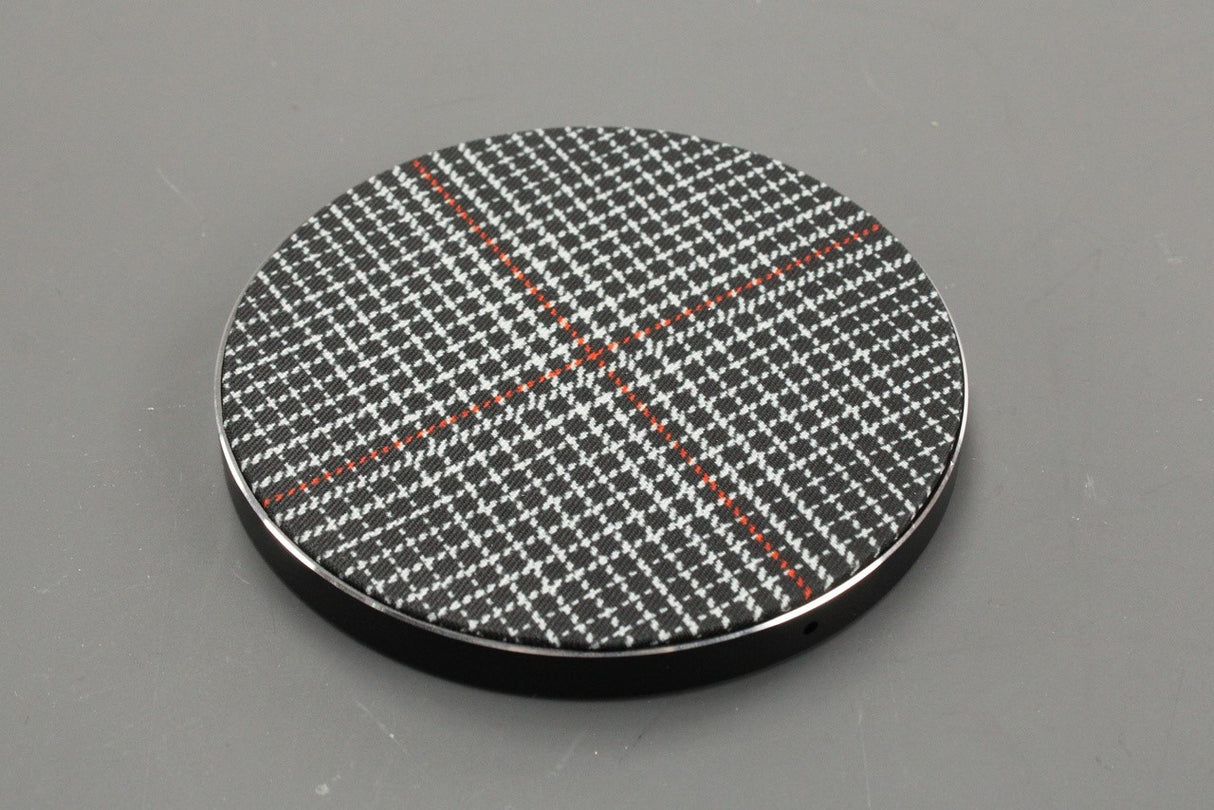 VW GTI wireless charging pad 5HV087625A