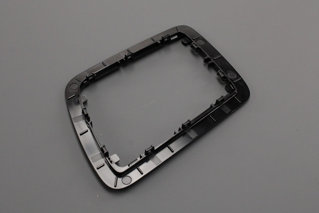 Mercedes-Benz G-Class W463 turn signal lamp frame (right) A4638814200