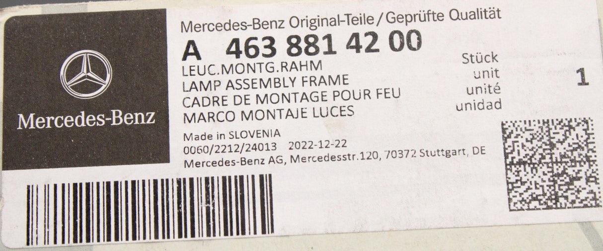 Mercedes-Benz G-Class W463 turn signal lamp frame (right) A4638814200