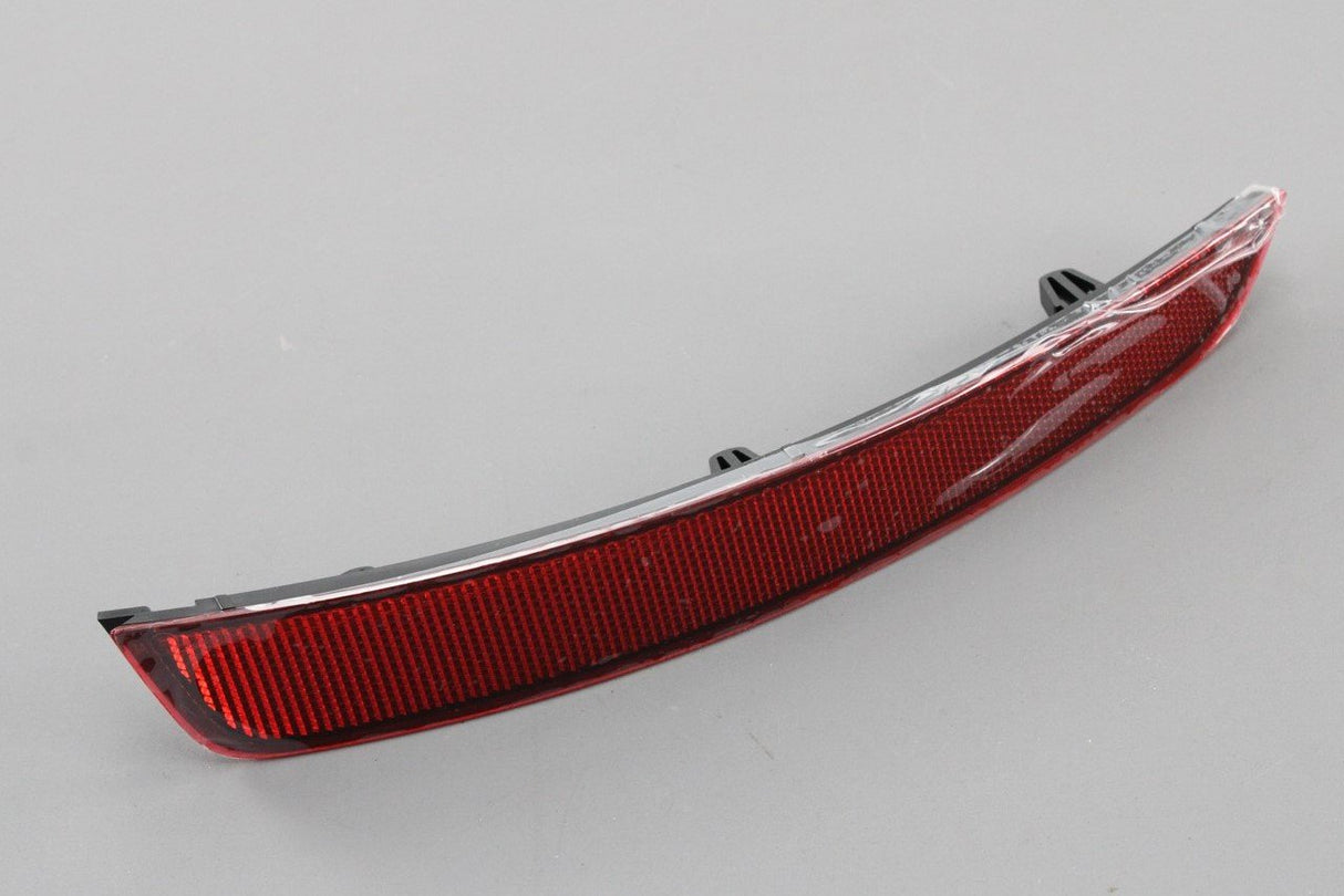 Skoda Fabia 6V 2015-on rear bumper reflector (left) 6V6945105