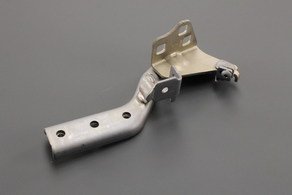 Mercedes-Benz Vito W447 bonnet lid hinge (left) A4478807500