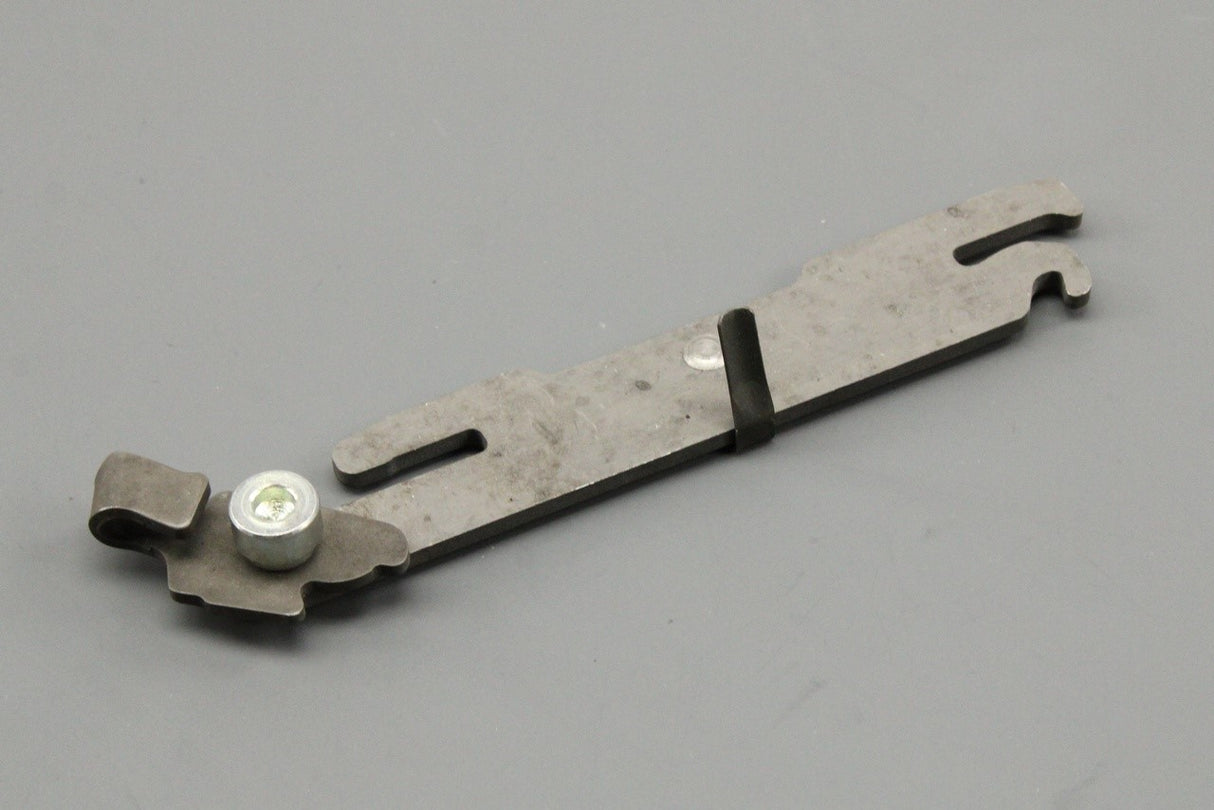 Land Rover Freelander 1996-06 drum brake lever assembly (left) SMY000030