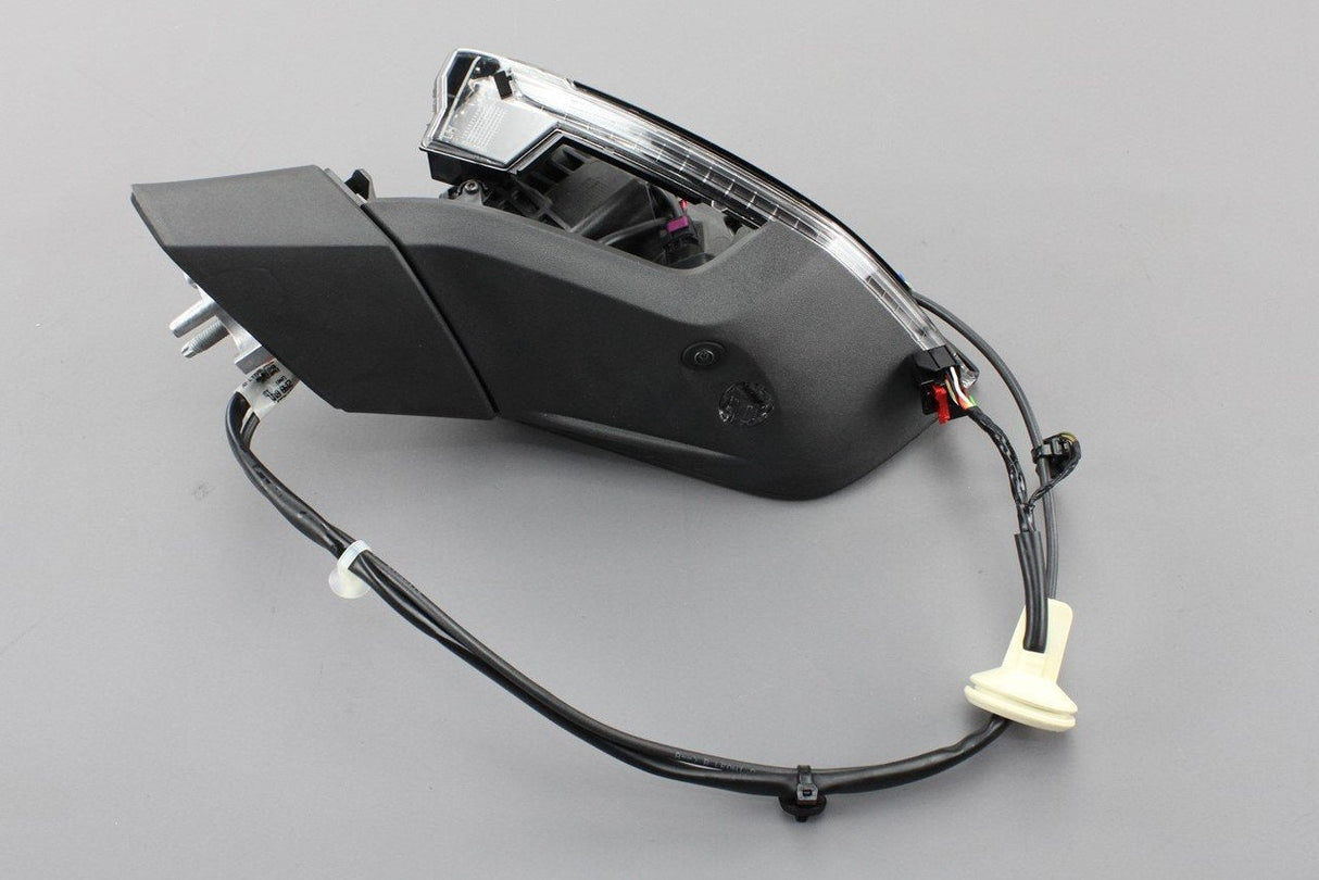 SEAT Ateca 2016- wing mirror housing RHD (left) 577857507R 9B9