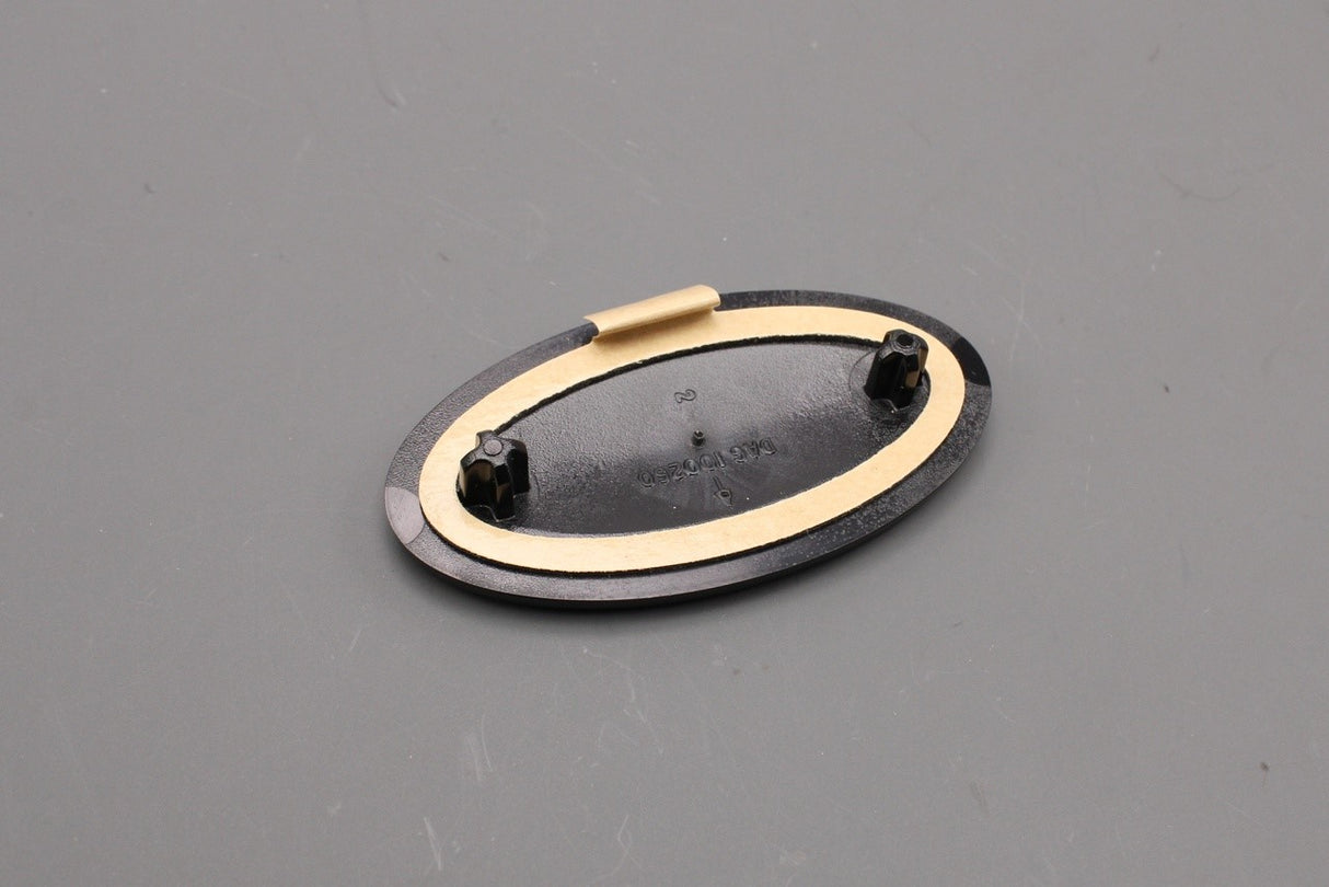 Land Rover Freelander 2 2006-2014 c-pillar Land Rover badge LR023286