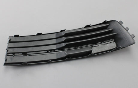 VW Transporter T6 lower front bumper grille (right) 7E5853684 9B9