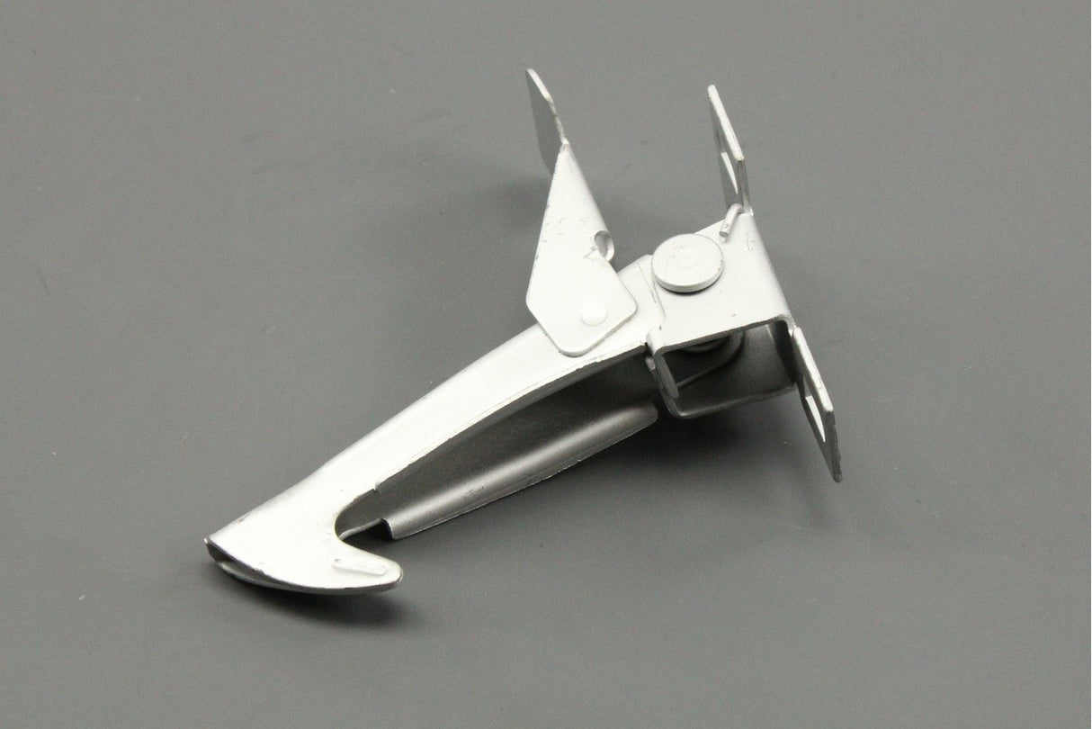 Land Rover Defender 1987-2006 bonnet safety catch hook MUC6457
