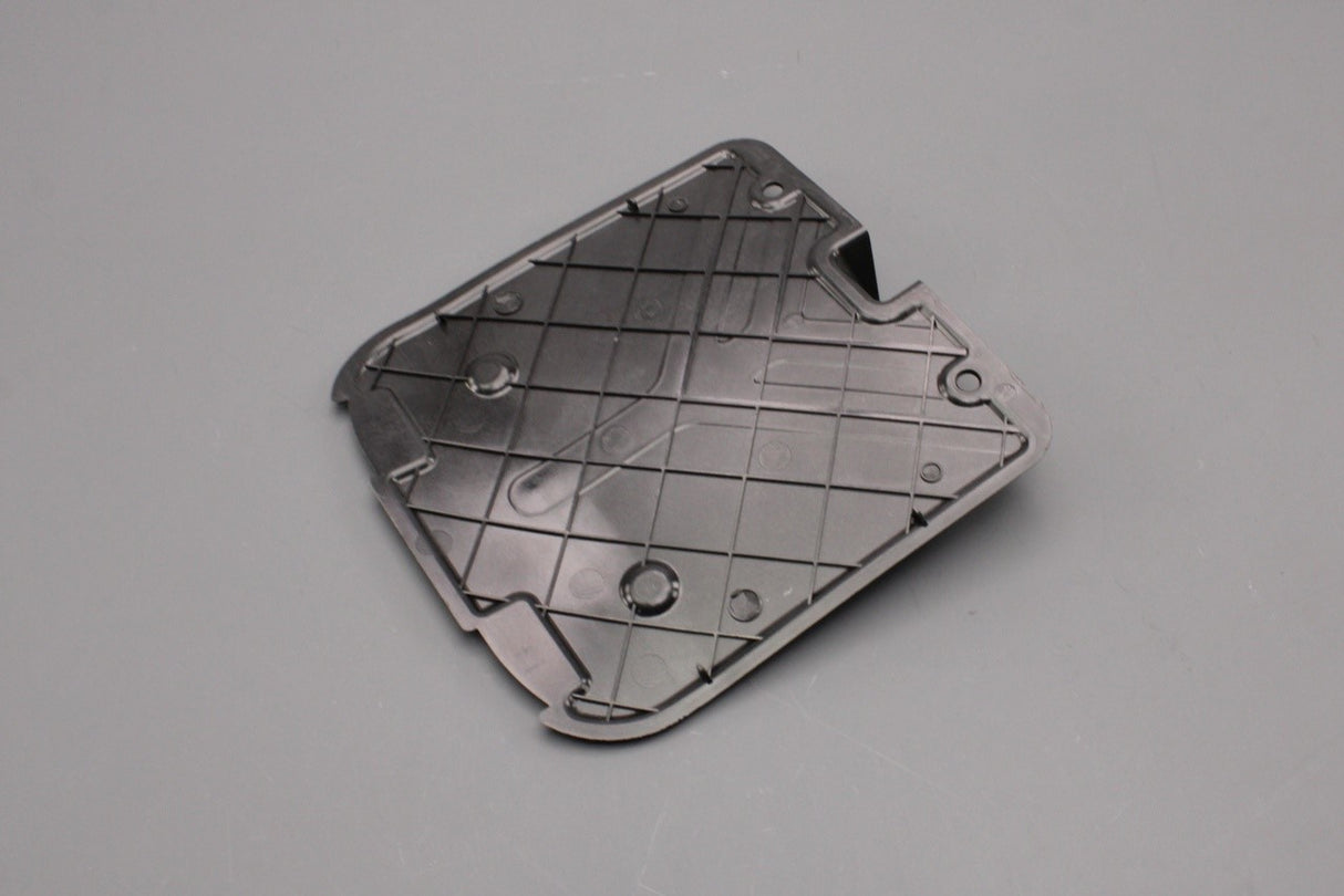 BMW 5" G30 G31 6" 7" 8" front wheel arch access cover panel 51717340195