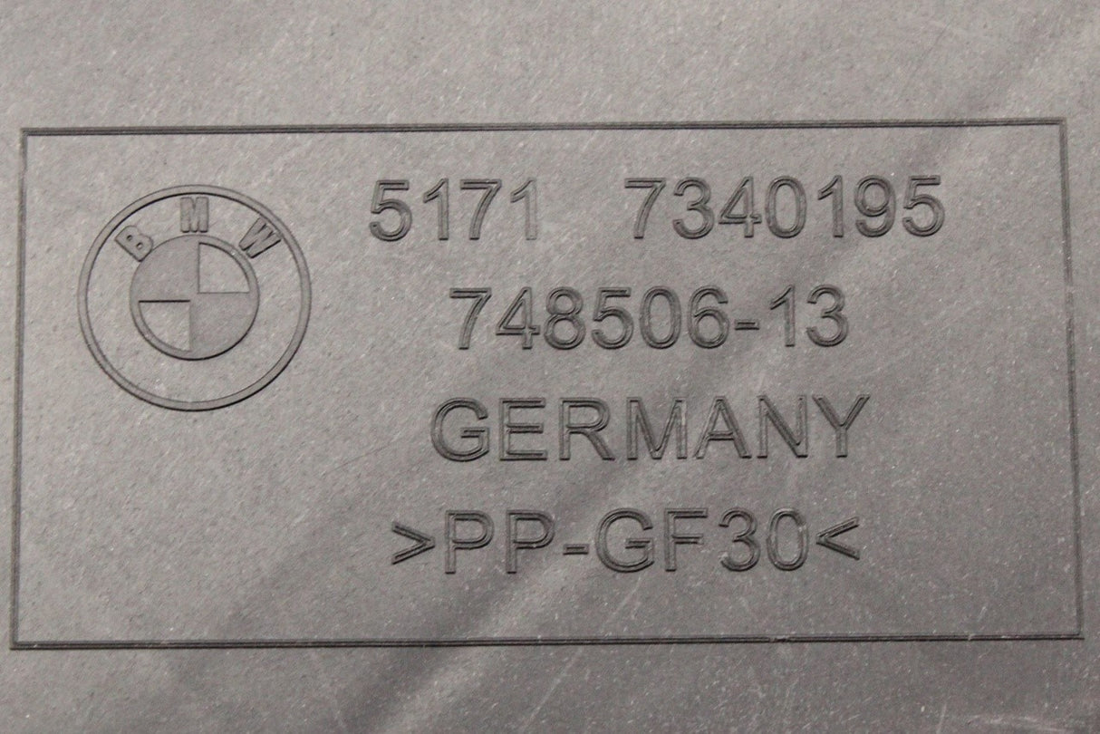 BMW 5" G30 G31 6" 7" 8" front wheel arch access cover panel 51717340195