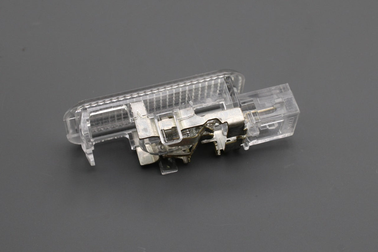 VW Transporter T5.1 T6 2010-19 interior entry step light (x1) 7E0947415
