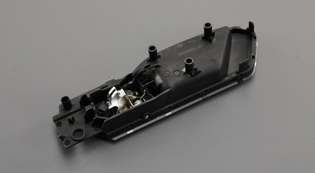 VW Tiguan 2017-on inner actuator door handle (rear right) 5NA839020G UBN