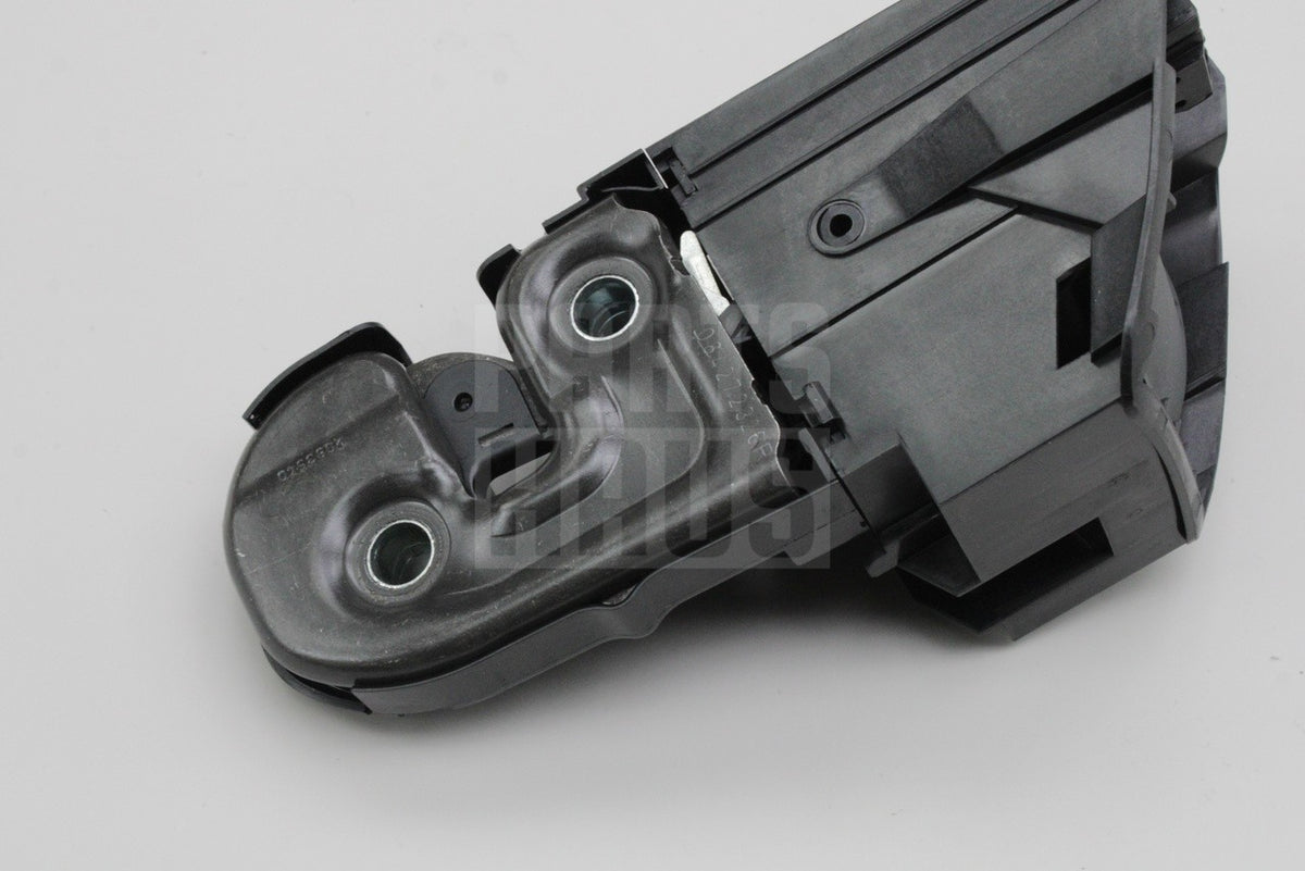 Audi A4 S4 A5 S5 Q5 folding seat latch release handle (right) 8K9885682E