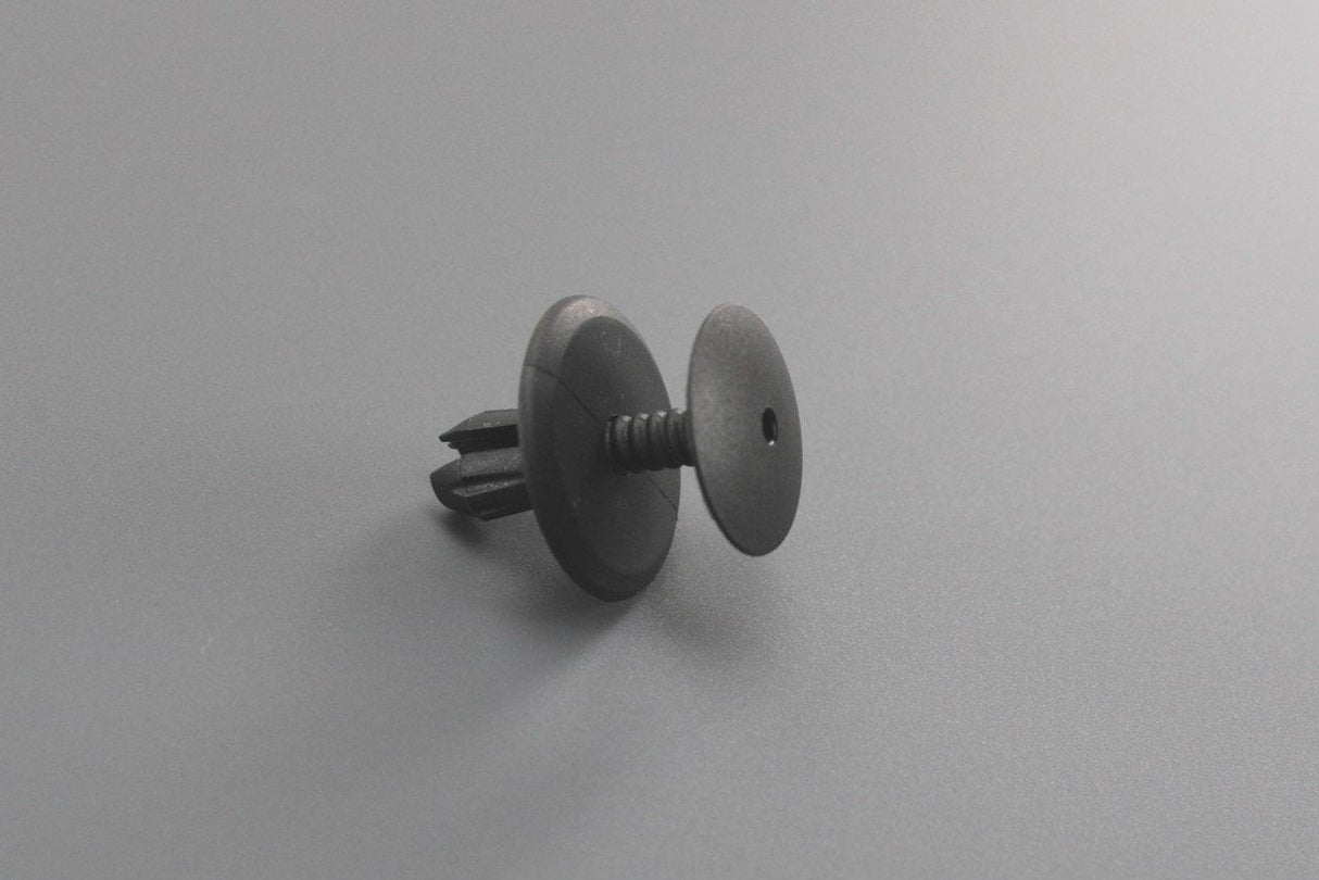 VW Audi Skoda SEAT trim cover clip retainer rivet (x1) 701867299E 9B9