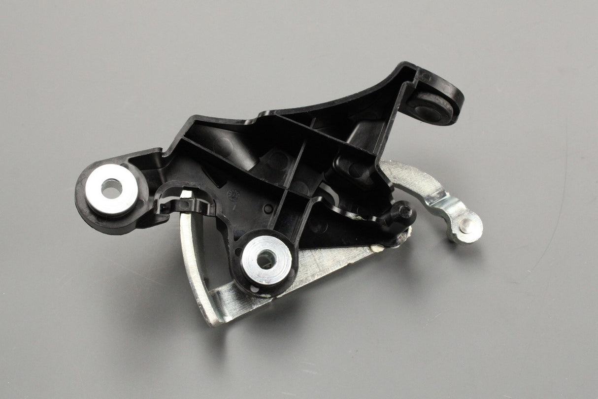 VW Golf MK8 Audi A3 Skoda Octavia SEAT gear shift abutment 5WA711781A