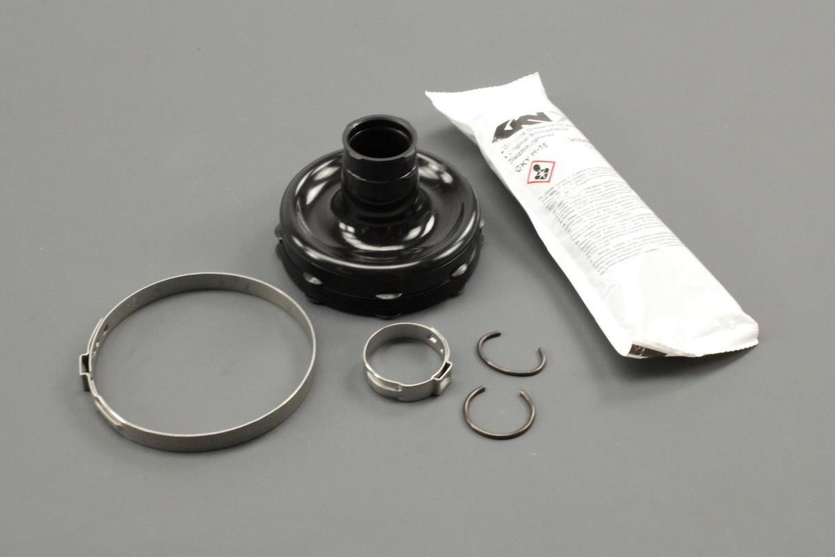 Range Rover Evoque 2019-on rear cv boot kit (outer) LR155386