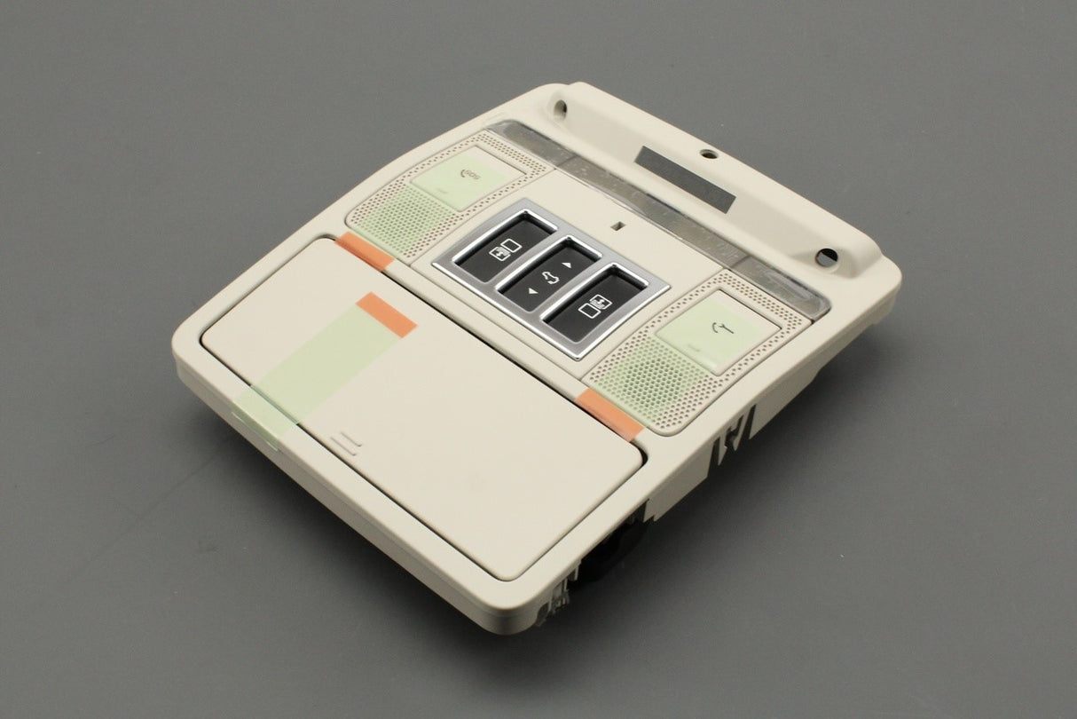 Land Rover Discovery 5 2017-on interior light unit (front) LR104453