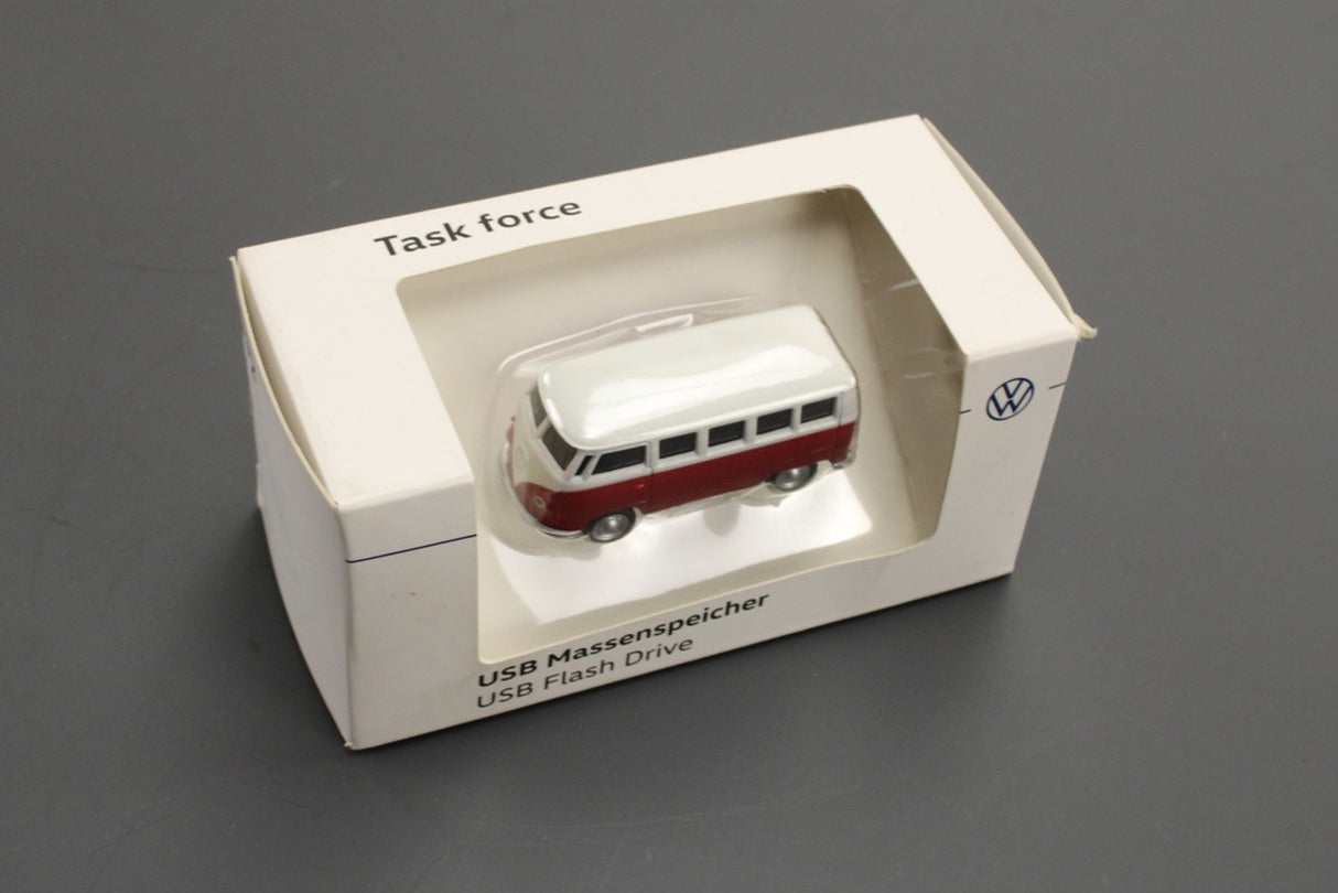 VW T1 Bus USB flash drive (16GB) 211087620B 645