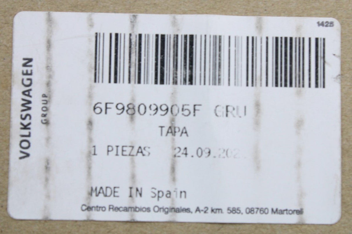 SEAT Arona 2018-On Fuel filler flap with insert (Primed) 6F9809905F GRU