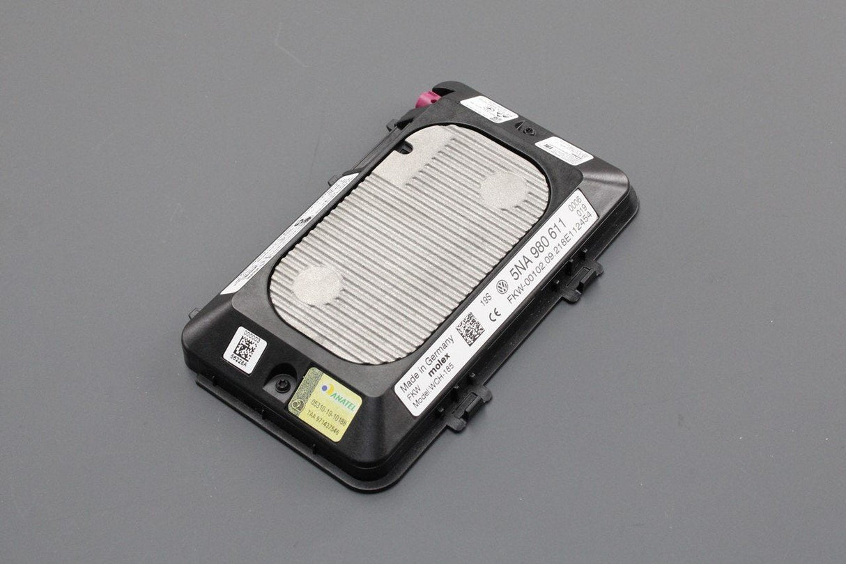 VW Golf MK8 Skoda SEAT coupling antenna wireless charger 5NA980611
