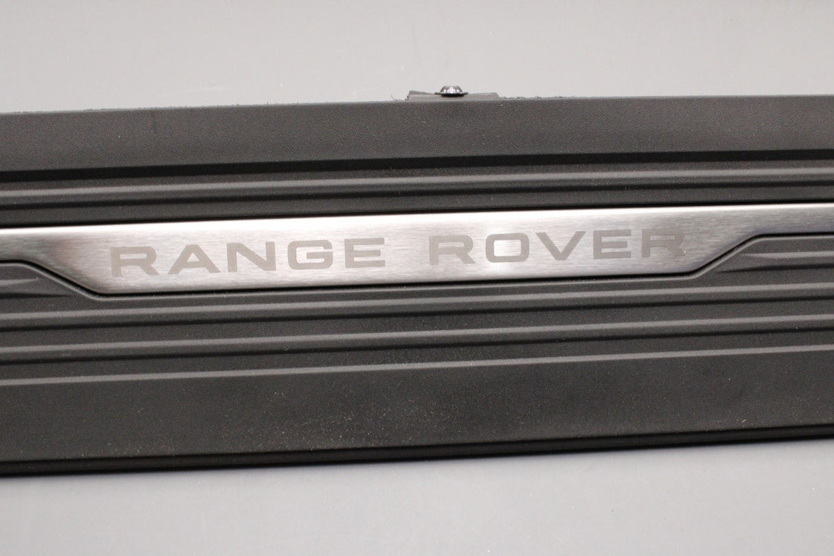 Range Rover 2013-2022 SWB deployable side steps (pair) VPLGP0366/367