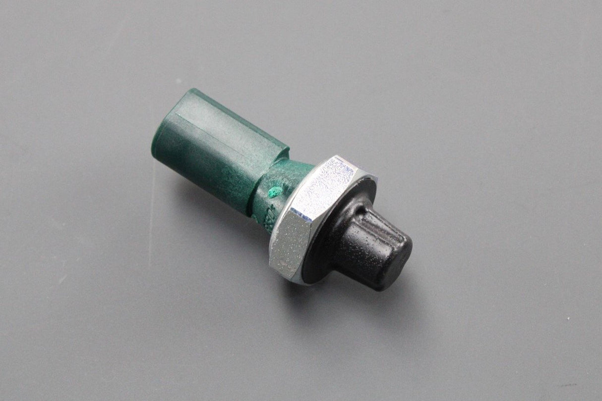 VW Audi Skoda SEAT 1.2 1.4 TSI oil pressure switch 0.3-0.6 BAR 03C919081