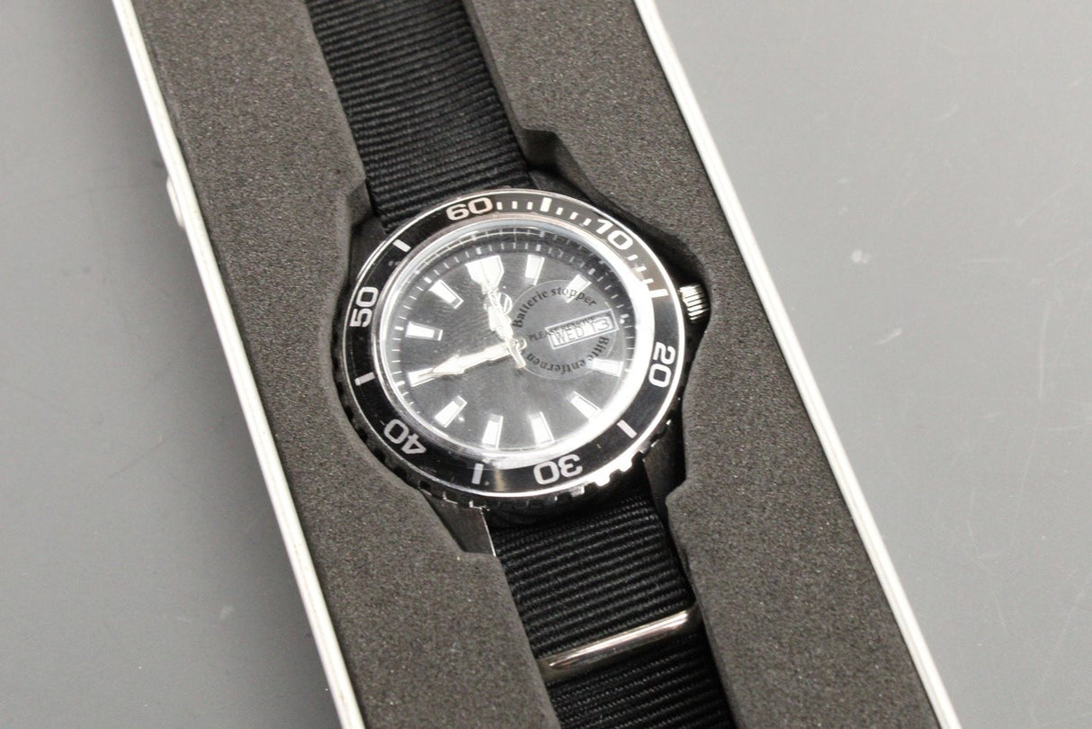 VW accessory men's analogue watch 000050800AB