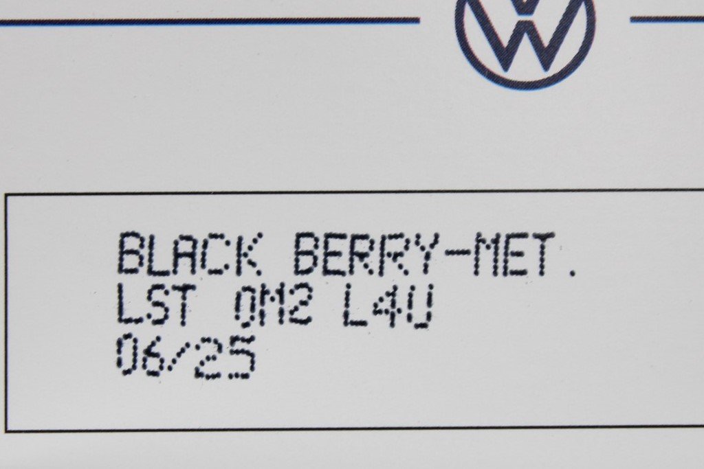 VW T6 Transporter Blackberry Metallic touch up paint (LL4U) LST0M2L4U