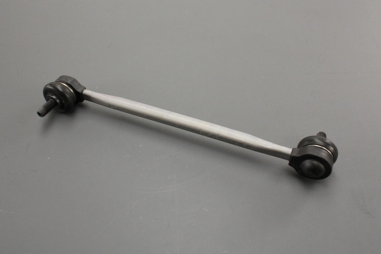 VW Polo 6R 6C Skoda Fabia SEAT anti-roll bar drop link (front) 6R0411315