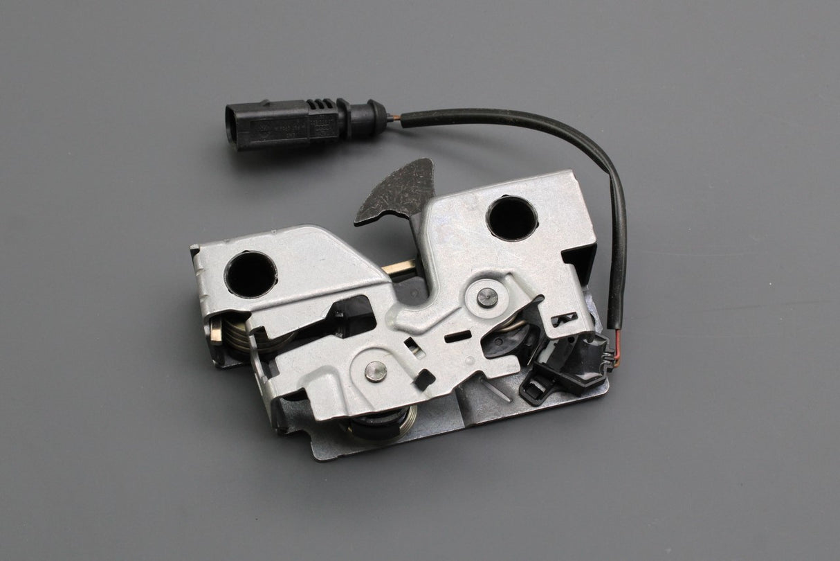 Skoda Karoq 2018-on VW Taos 21-23 lower bonnet lock latch 57B823509