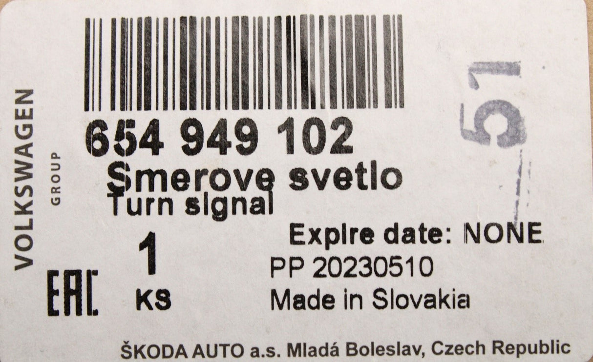 Skoda Kamiq Scala 2019-on wing mirror indicator repeater right 654949102