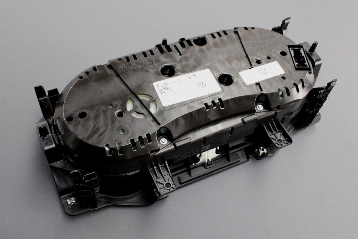 VW Golf MK7 2013-2017 diesel instrument cluster (MPH) 5G0920961A
