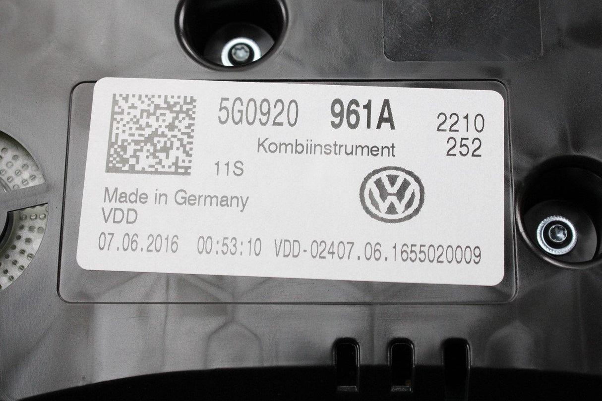 VW Golf MK7 2013-2017 diesel instrument cluster (MPH) 5G0920961A