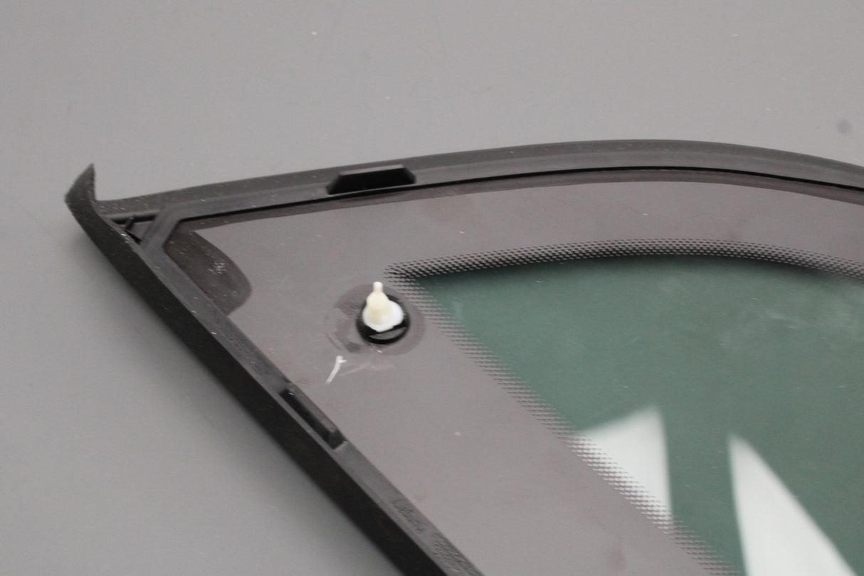 Audi A3 S3 RS3 2013-20 rear quarter window glass (right) 8V4845300A NVB