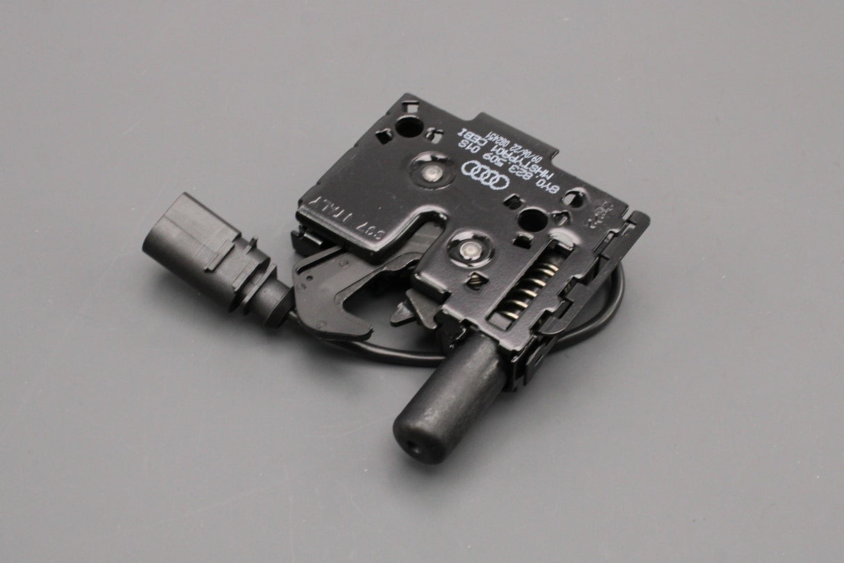 Audi A3 S3 RS3 8Y 2020-on bonnet lock latch (left/right) 8Y0823509