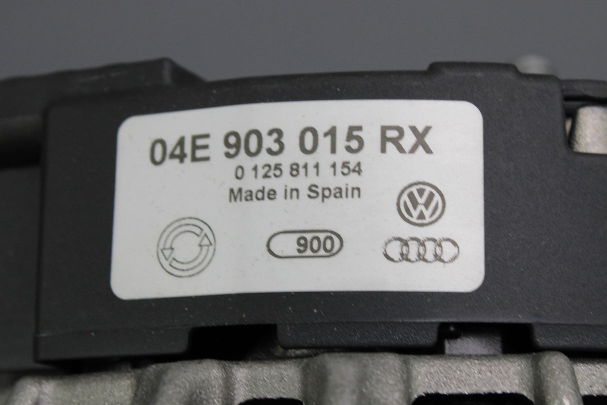 VW Golf Skoda SEAT 1.0 1.2 1.4 1.5 TSI alternator (180A) 04E903015RX