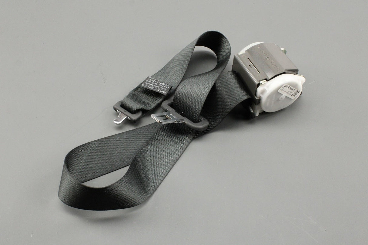 Toyota Yaris 20-on Yaris Cross front seat belt (left) 73220-K0011-C0