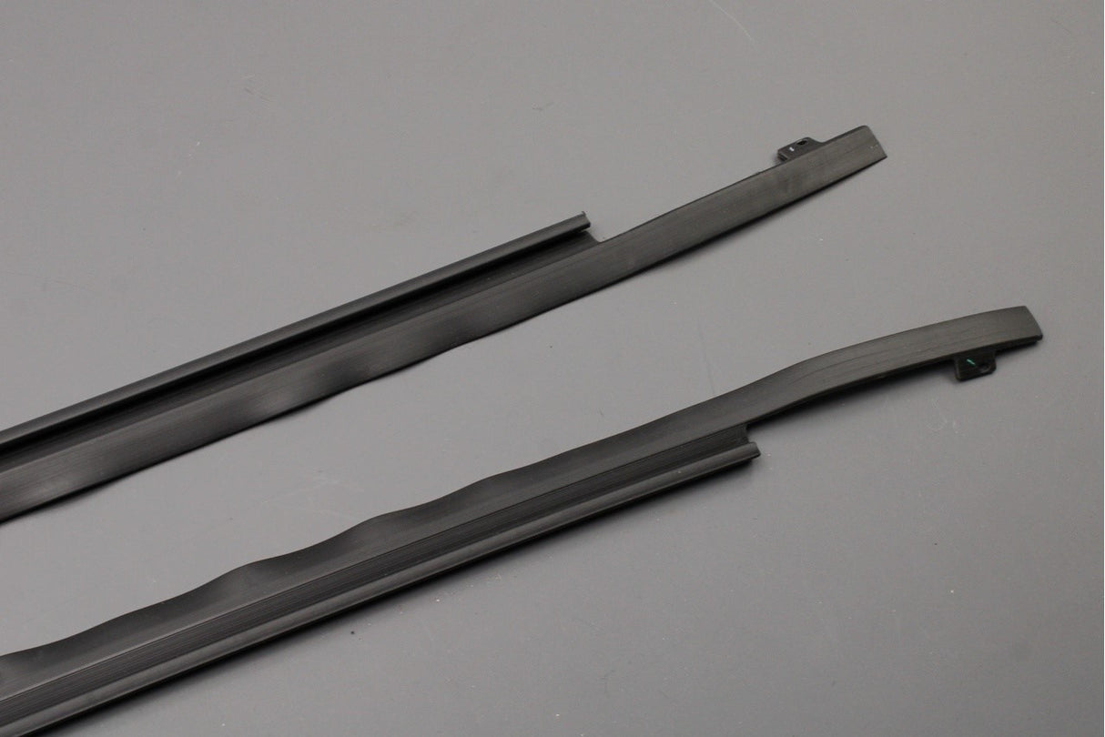 Range Rover Sport 2023-on side step protective strips (pair) VPLXP0511