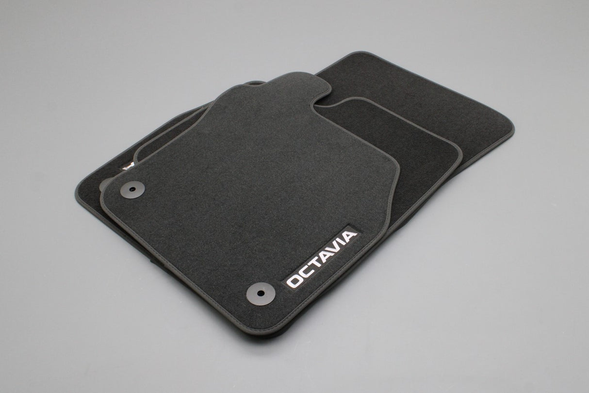 Skoda Octavia 2013-2021 RHD textile foot mats set 5E2061404C