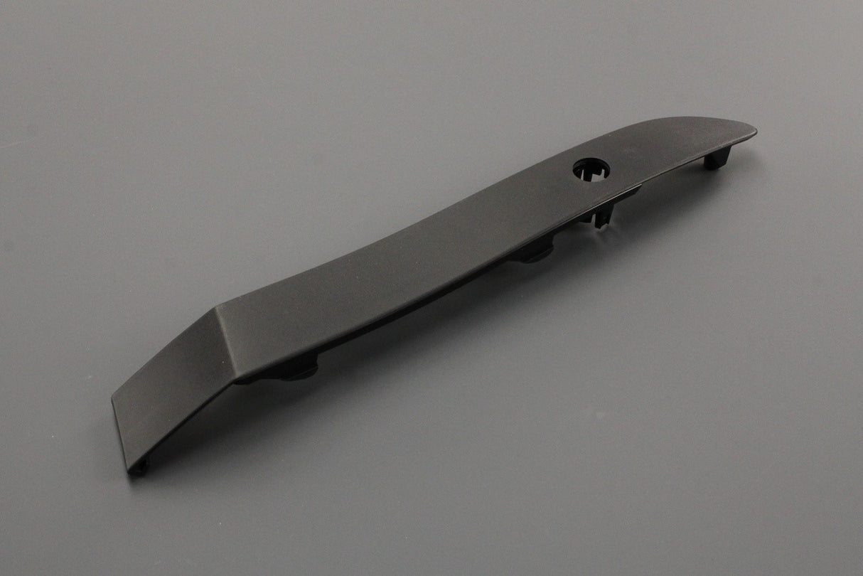 Range Rover Evoque 2019-on bumper insert (rear right) LR117425