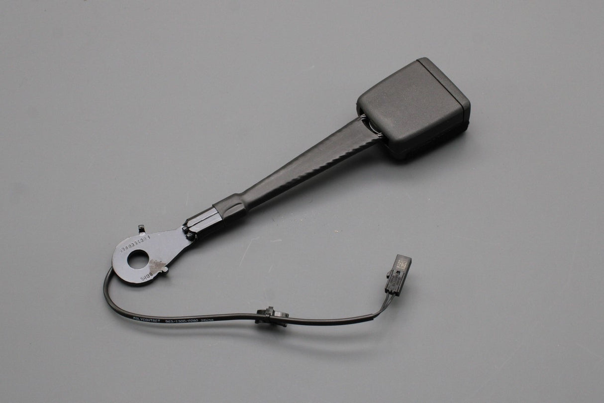 VW Audi Skoda SEAT CUPRA front left seatbelt buckle 8Y0857755 MNB
