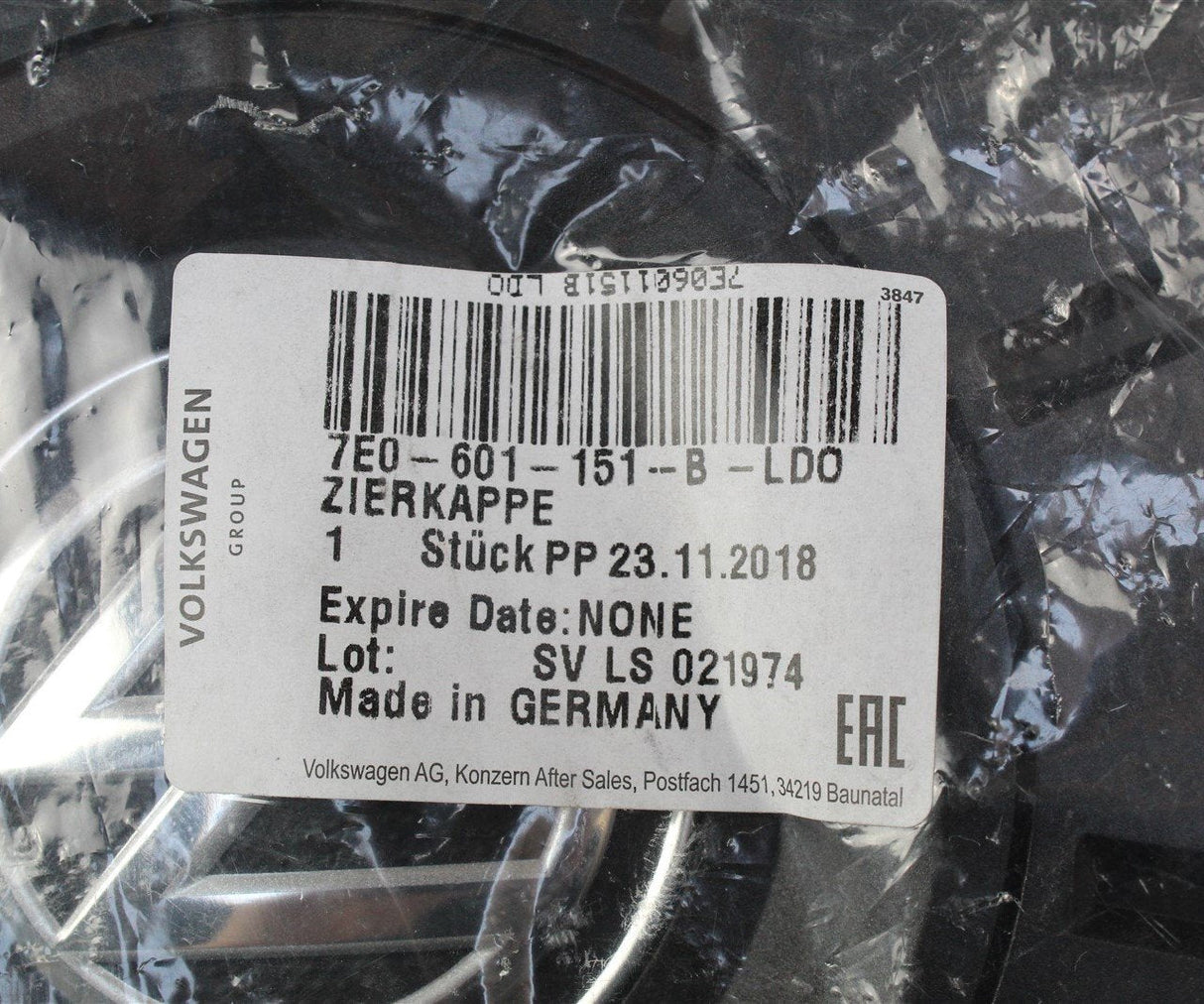VW Transporter T6 T6.1 steel wheel centre cap (x1) 7E0601151B LDO