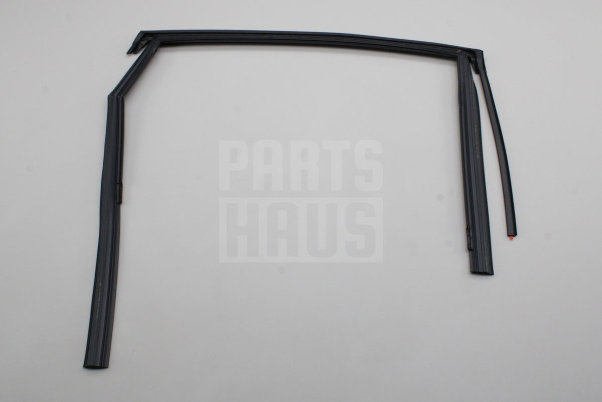 Audi Q7 2016-on rear door window guide channel (left) 4M0839431B