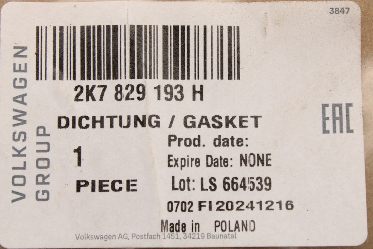 VW Caddy 2021-on tailgate boot lid seal 2K7829193H