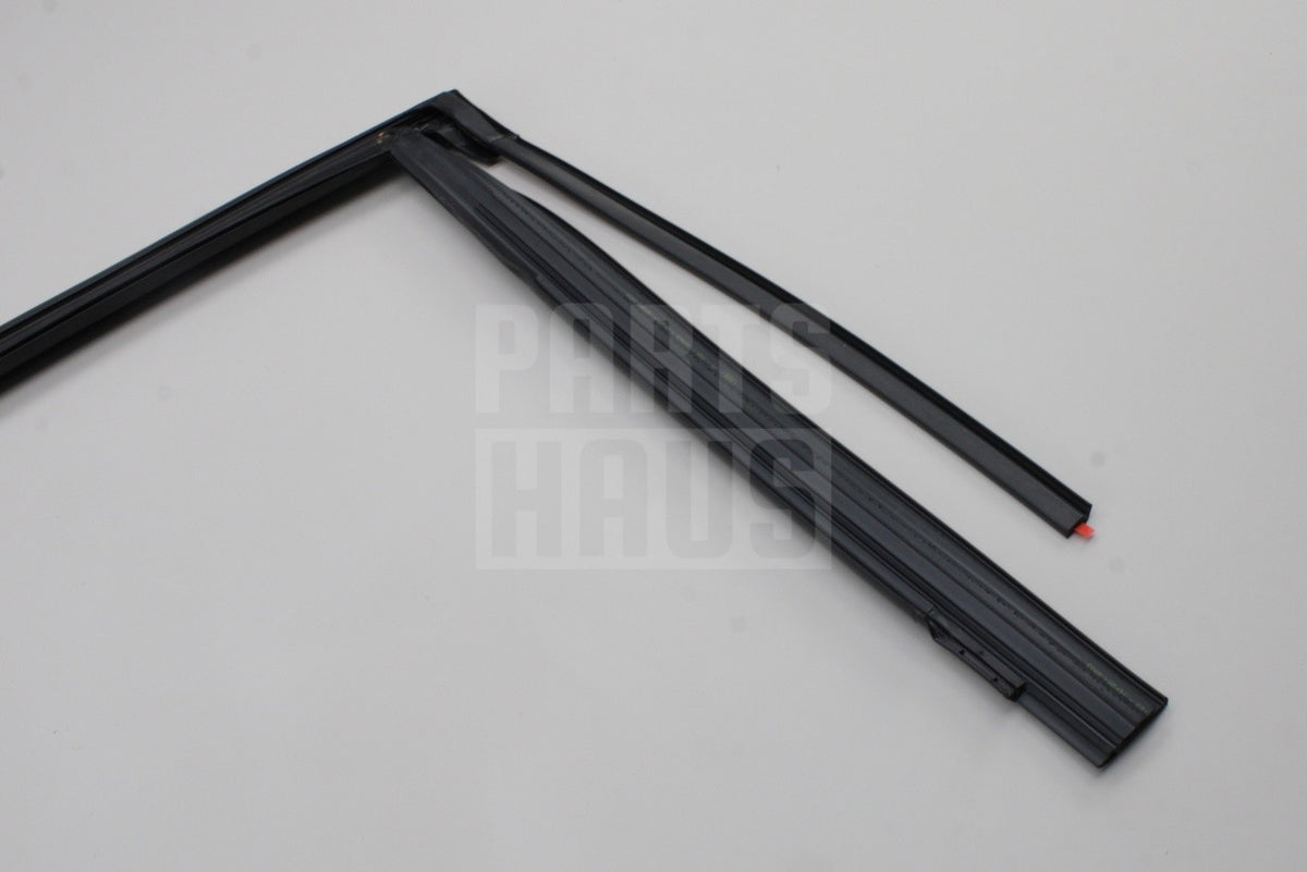 Audi Q7 2016-on rear door window guide channel (left) 4M0839431B