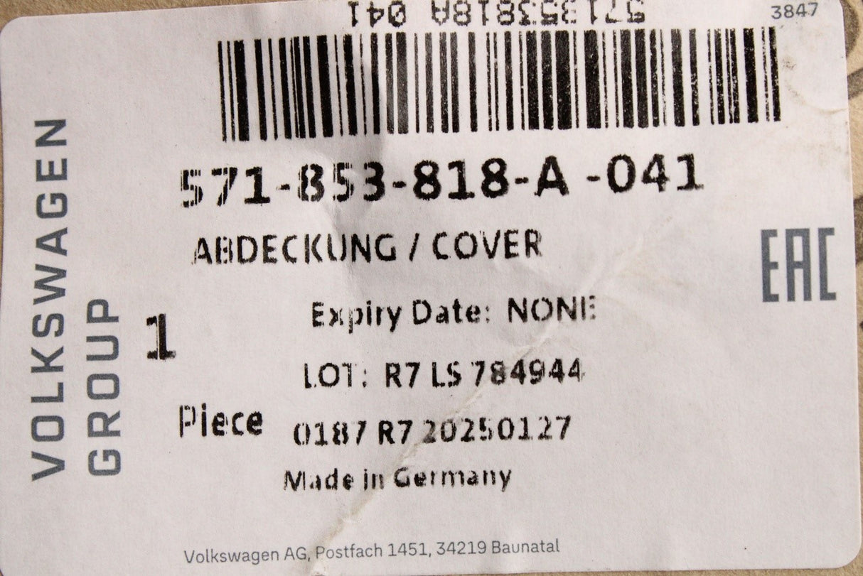 VW Tiguan 2024-on rear wheel arch cover trim (right) 571853818A 041