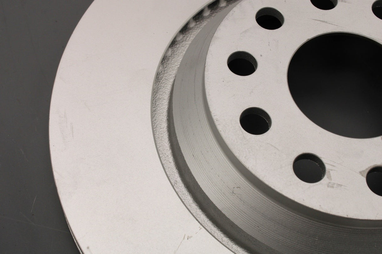 VW Golf Audi A3 Skoda Kodiaq SEAT CUPRA rear brake discs (x2) 5Q0615601E