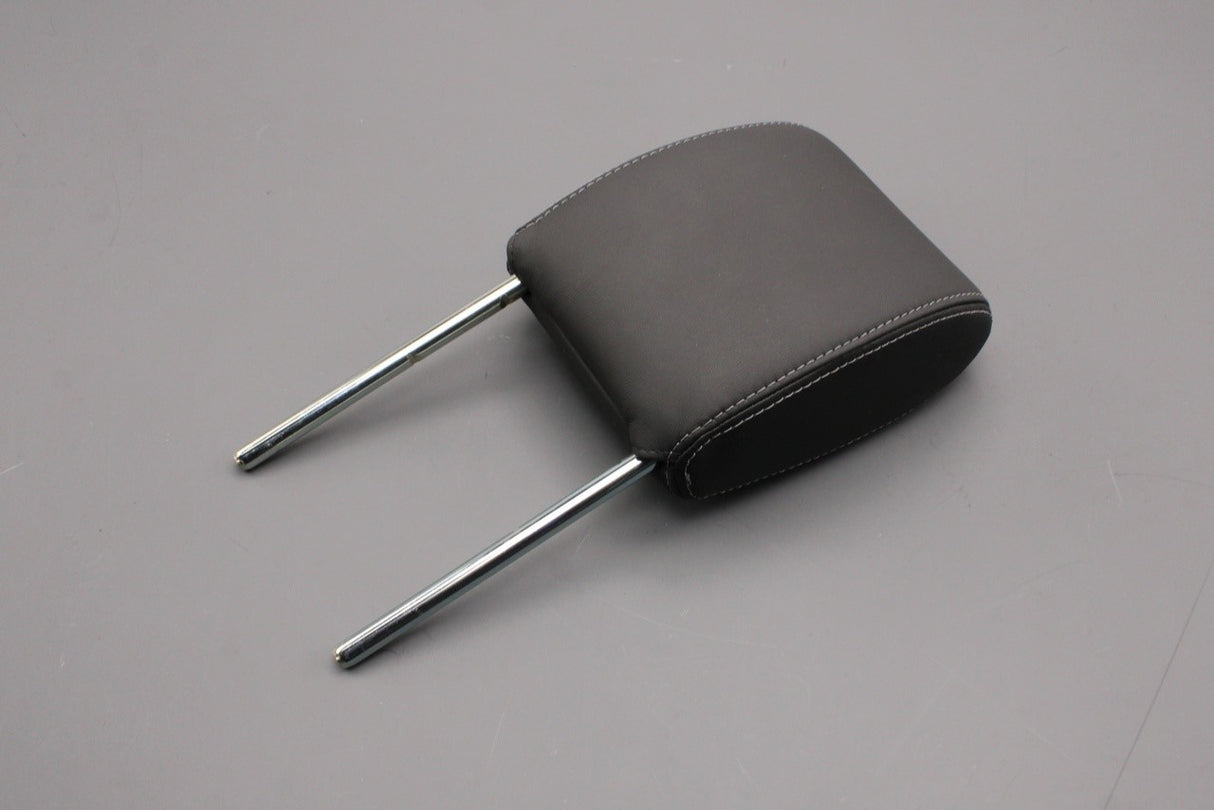 Land Rover Discovery 4 2010-2016 rear seat headrest (centre) LR015507